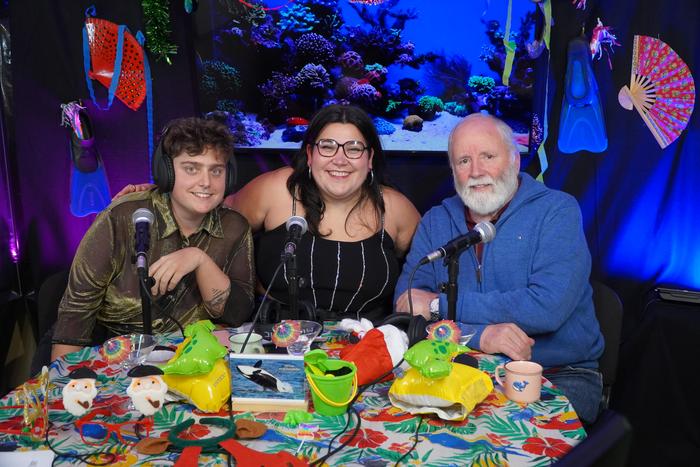 "Olentzero mitologikoa da, ez dugu Papa Noel bihurtu behar"