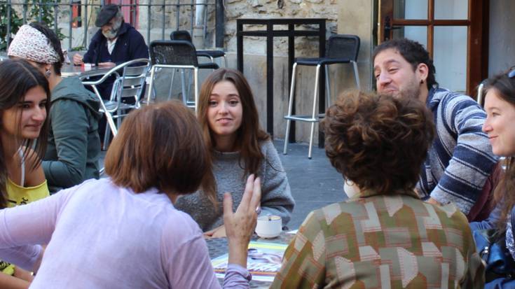 Zabalik da Mintzapraktika dinamiketan parte hartzeko izen-ematea