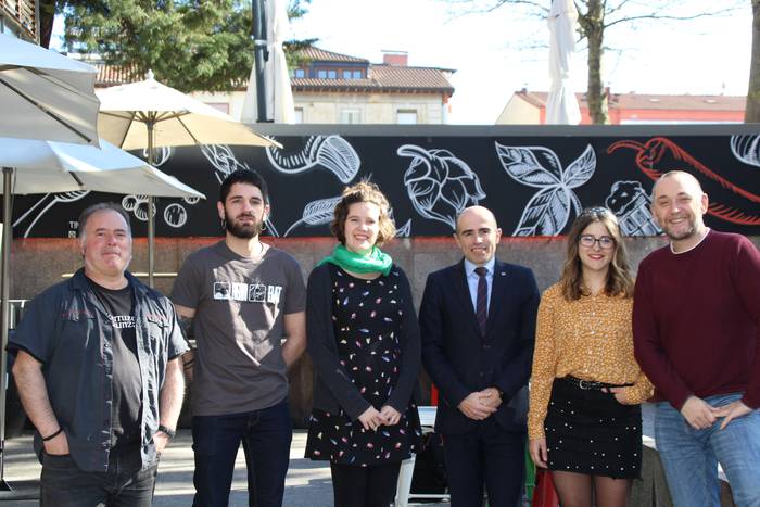 Gazteen proiektu kulturalak euskaraz garatzeko crowdfunding kanpainak martxan