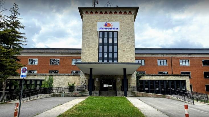 Armentia Ikastolak ikasle berrientzako bisita eta aurkezpena egingo du larunbatean