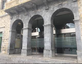 Amurrioko udal langileek gobernuaren "autoritarismoa" salatu dute