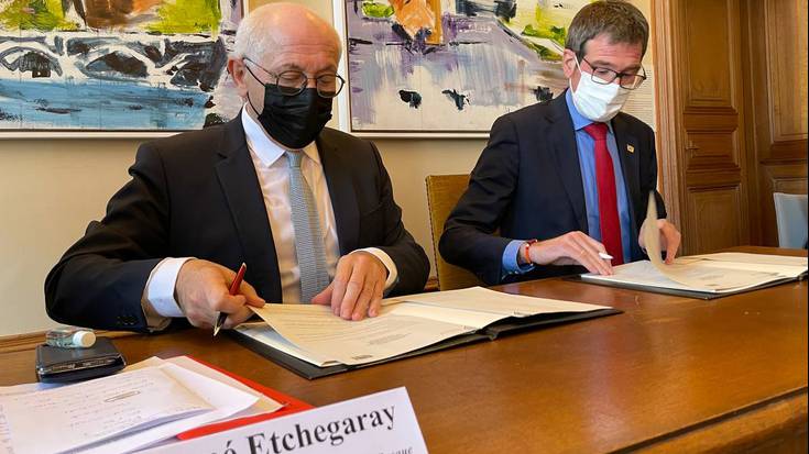 Gasteiz eta Baiona lankidetzan arituko dira