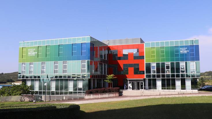 Aldundian datu pertsonaletara sarbidea ematen zuen 'zuloa' itxi dute