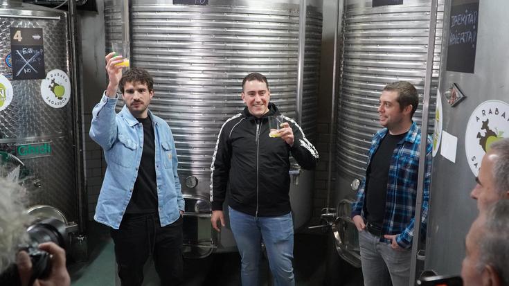 Gaur abiatu da txotx denboraldia Araban