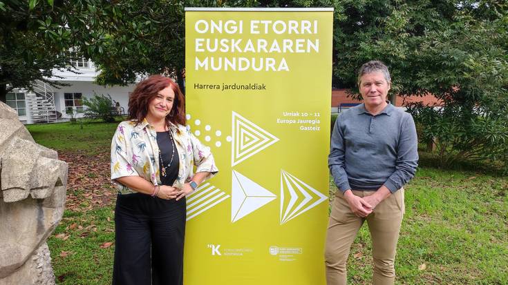 Hizkuntza harrera protokolo egokiak aztertuko dituzte Gasteizen