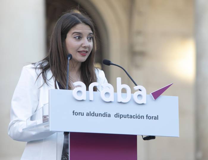 Mellen: "Luzaroegi, tradizio baztertzaileak izan ditugu"