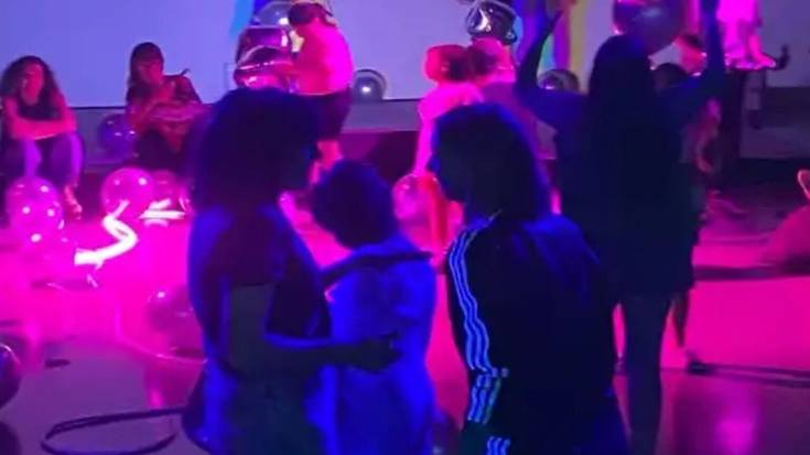 Elektro Jaia. DJ Bihotza eta Dantzaz konpainia