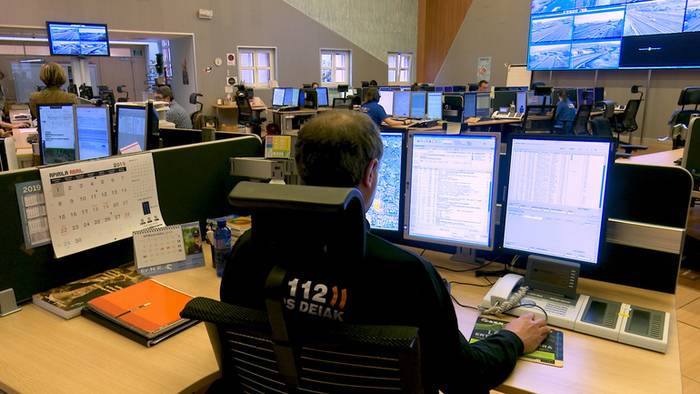 Ostegun eguerdian telefonoek abisua emango dute