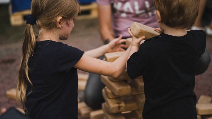 Haur gehiago plazak baino