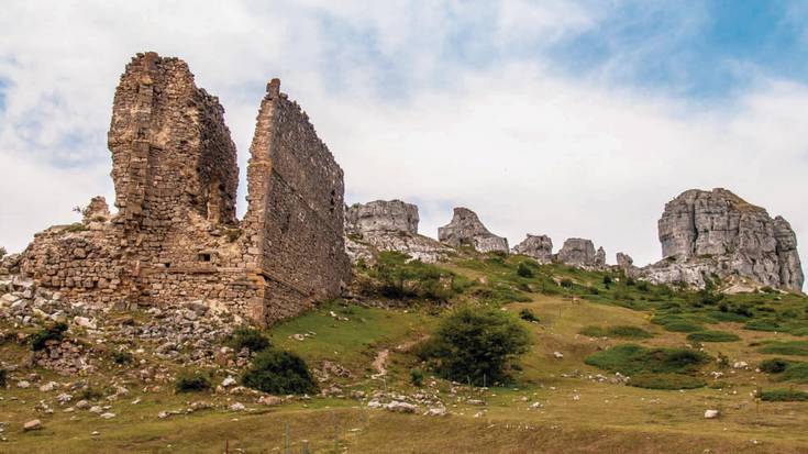 Toloño nabarmendu nahi dute administrazioek