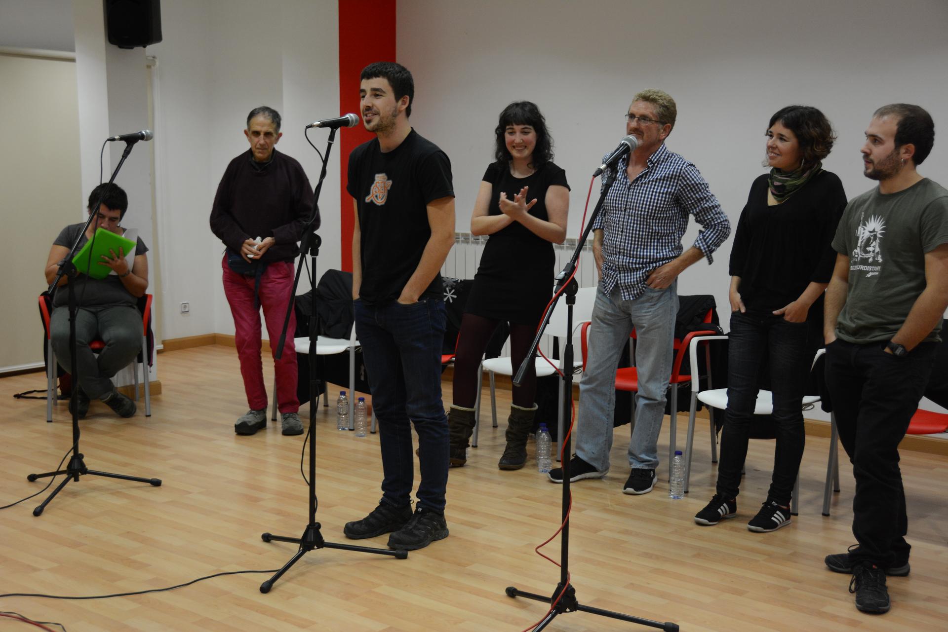 Bertso saioak antolatzeko laguntza eskainiko du Arabako Bertsozale Elkarteak