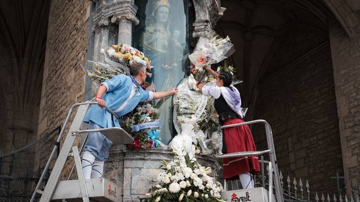 Lorez estalita hasi du eguna Andre Maria Zuriak
