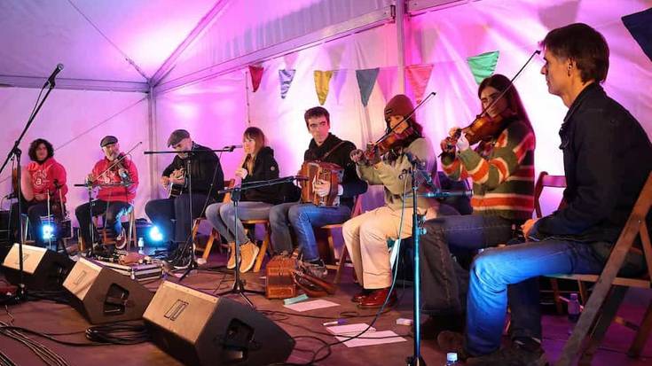 Maskaraba, Aitzina Ceol