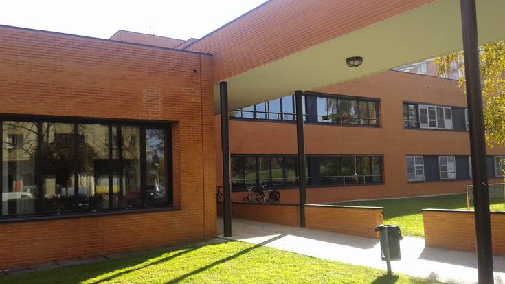 Gehiegizko lan kargak salatu dituzte erizainek foru egoitzetan