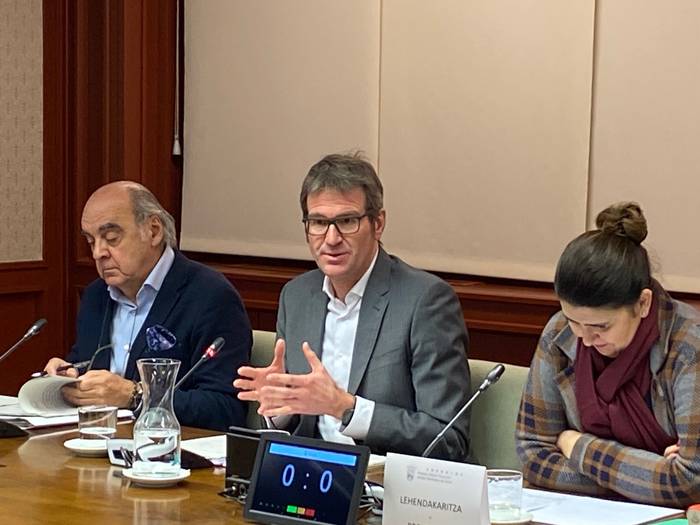 Egoitzetako langileen aurkako erasoak saihesteko protokoloa ezarriko du aldundiak