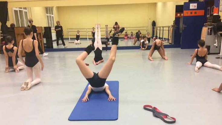 Dantza kontserbatorioa hezkuntzako sare publikoan sartuko da hurrengo ikasturtean