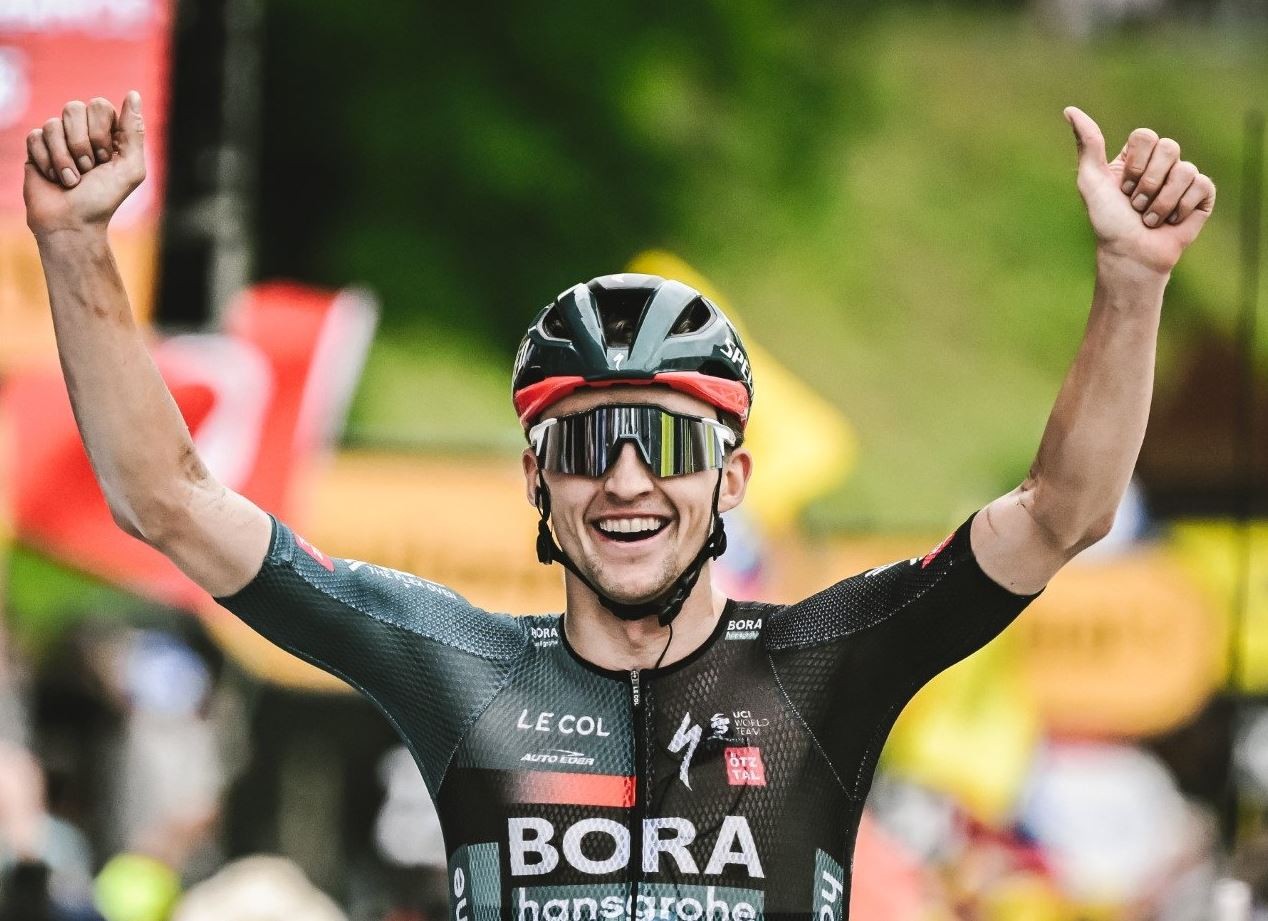 Kaixo Tadej, Jonas naiz! Jonas Vingegaard!!!