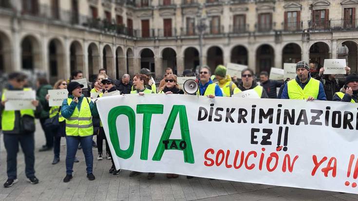 Gasteizko TAO zerbitzuko langileek soldata hobetzea eskatu dute