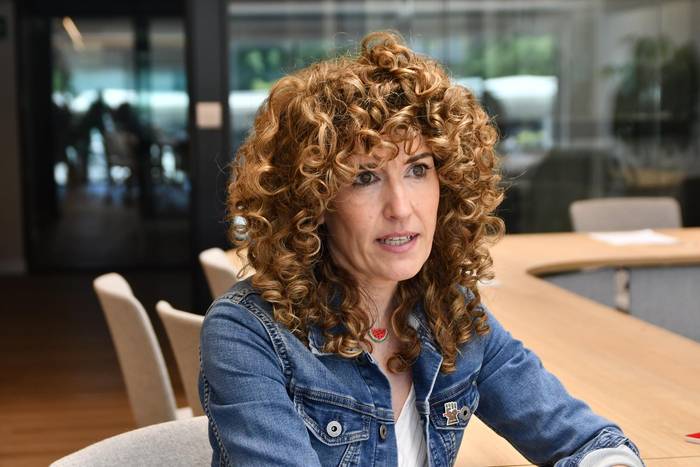 "Bizitza ere arriskuan jartzen duten erabakiak hartzen ari dira"