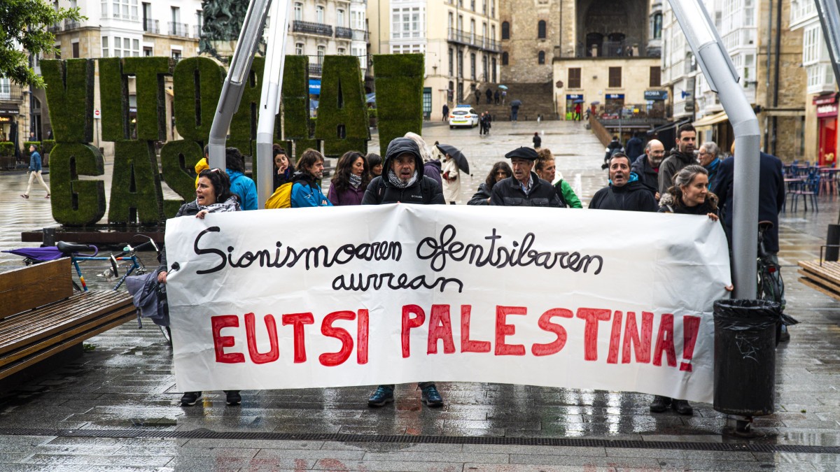 Nakbaren 75. urteurrenean, Palestinaren askatasuna aldarrikatu dute Gasteizen
