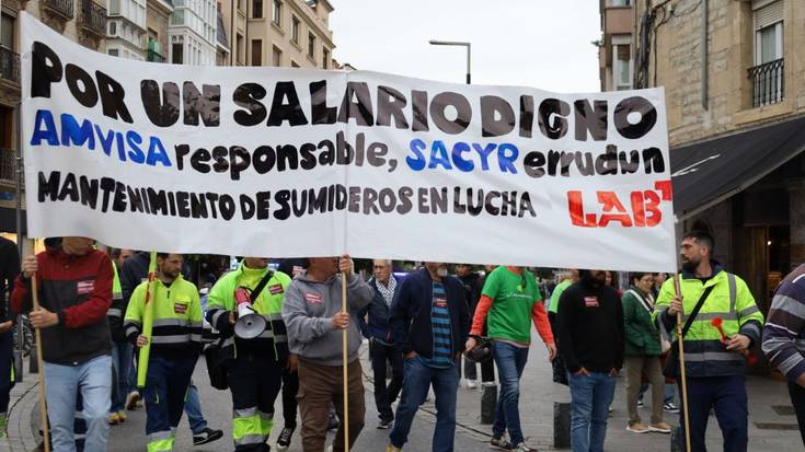 Gasteizko estolderien garbitzaileak ere grebara doaz