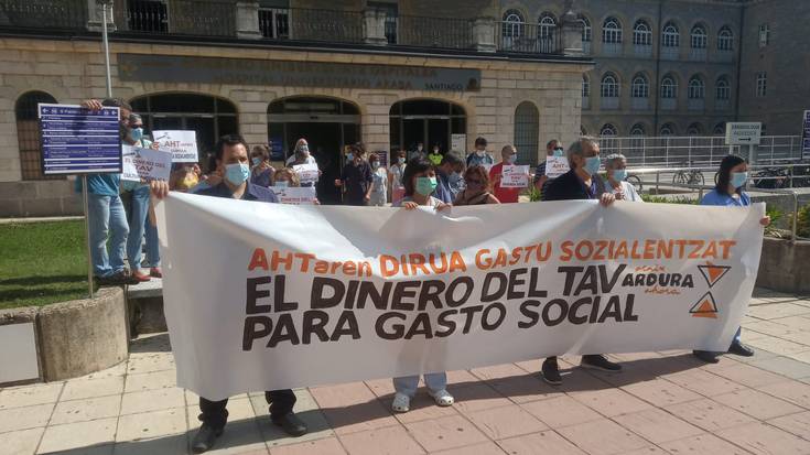 AHTaren inbertsioa gastu sozialera bideratzeko mozioak udal guztietan