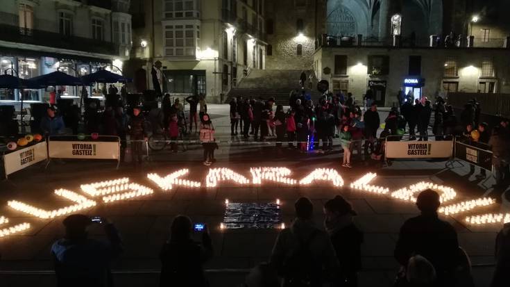 Kandelen mosaikoak argitu du Euskararen Eguna