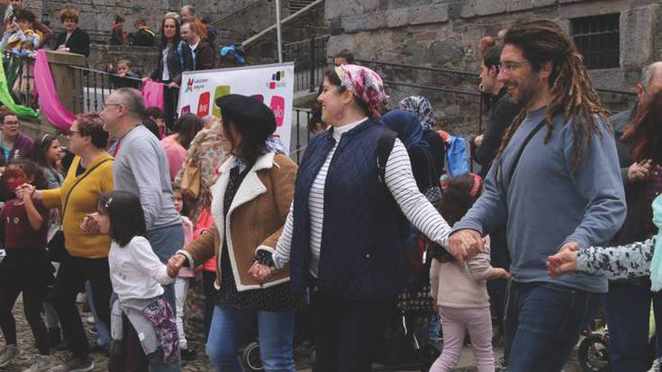 Hizkuntza aniztasunari leihoa