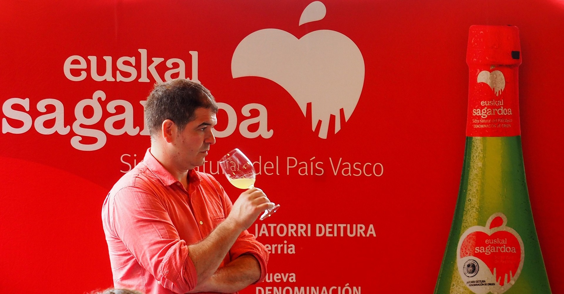 "Gure sagardoak etorkizun oparoa du, baina lan asko dago egiteko"