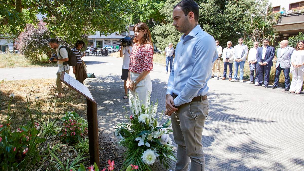 Ahanztura "gorrotoaren konplizea" dela gogoratu dute Gasteizen