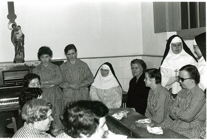 Patronatoa, emakume "galduak" zuzentzeko