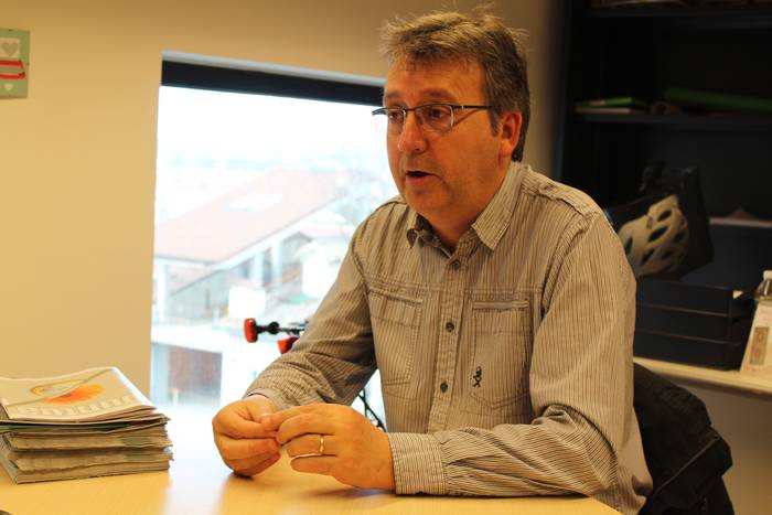 "Konpromisoan hankamotz gabiltza"