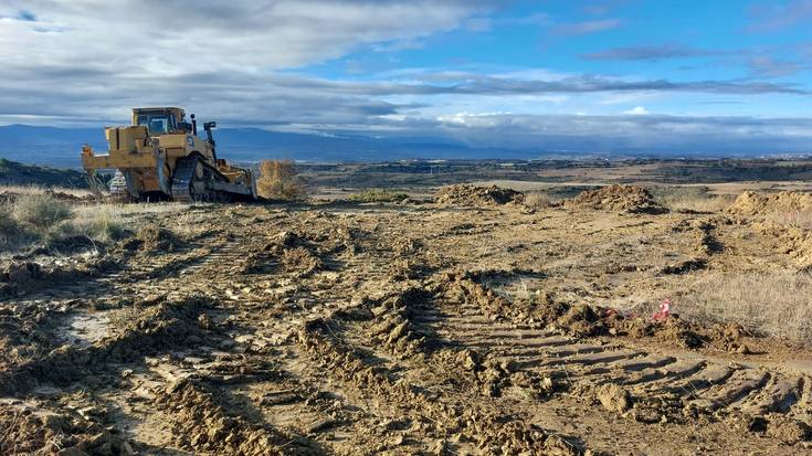 Obrak hasi dituzte Labrazan