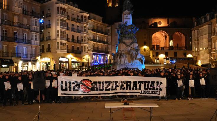 U12ko auziperatuek absoluzioa exijitu dute