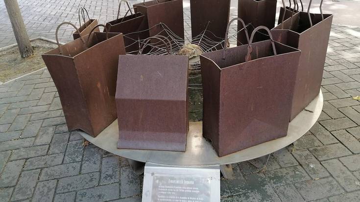 8.000 langile, 68 egun, 3 milioi pezeta