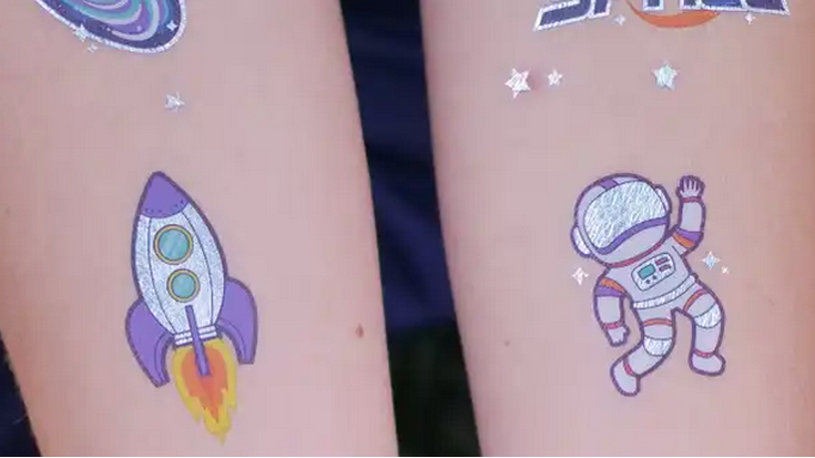 Eguzkia, lurra eta ilargia