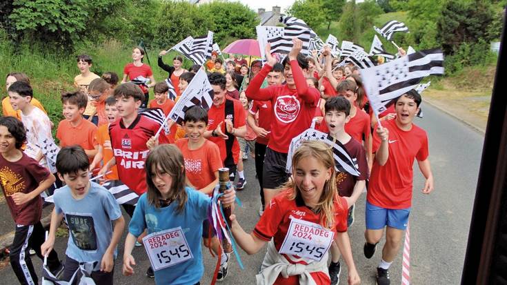 "Ahizpa txikiak" mundu osoan