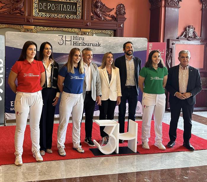 70 pilotarik parte hartuko dute Hiru Hiriburuak txapelketaren laugarren edizioan