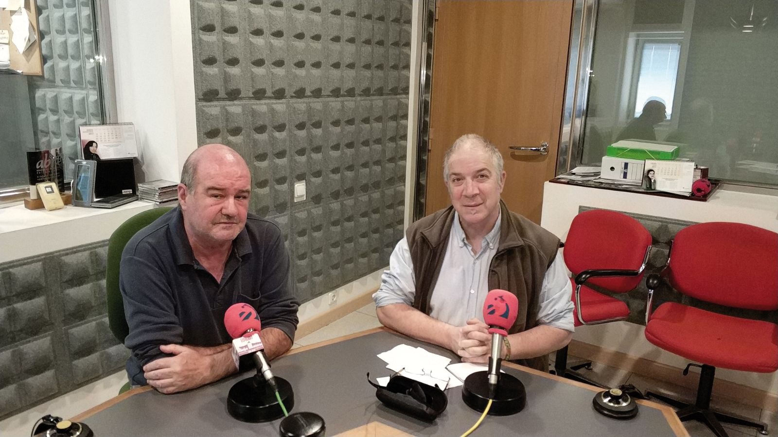 "Arabar guztion ondare publiko bat pribatizatu dute"