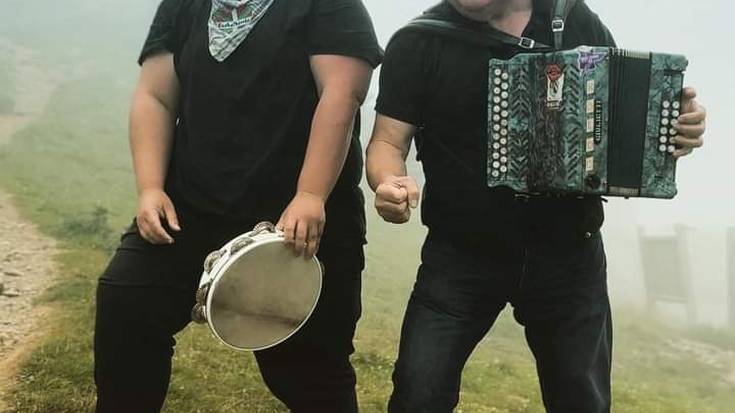 Tertangako jaiak, Etxeberria aita-seme trikitilariak