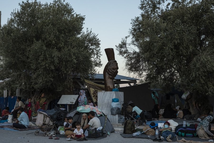 Araban ere Lesbosera eramateko janari bilketa erraldoia egingo da