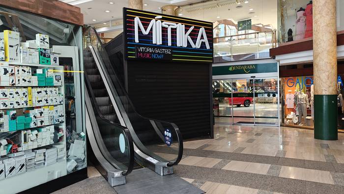 Mitika diskotekako atezain bat atxilotu dute, gizon baten heriotzaren ostean