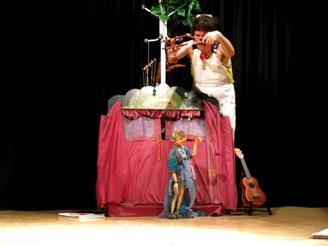 [ANTZERKIA] Ofelia, maite zaitut