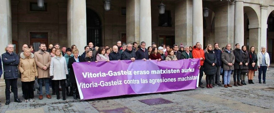 Gizon bat espetxeratu dute emakume bati sexu erasoa egiteagatik