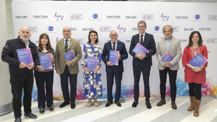 Familiak zainketetan "gehiago inplikatzea" lortu nahi du aldundiak