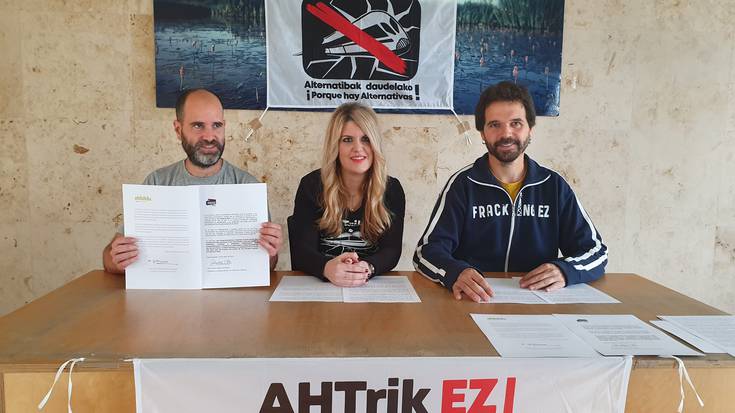 AHTaren aurkako konpromisoa sinatu dute EH Bilduk eta Elkarrekin Podemosek