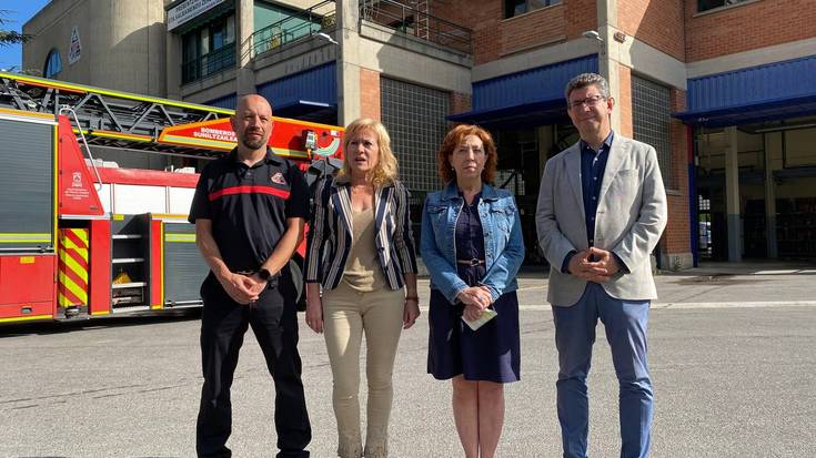 27 nekazari boluntario baso-suteei aurre egiteko