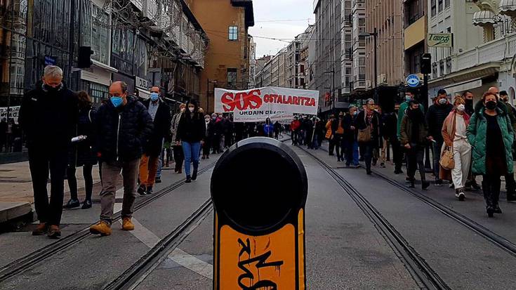 Aurrekontu "sozial, parte hartzaile eta burujabeak" aldarrikatu dituzte Gasteizen