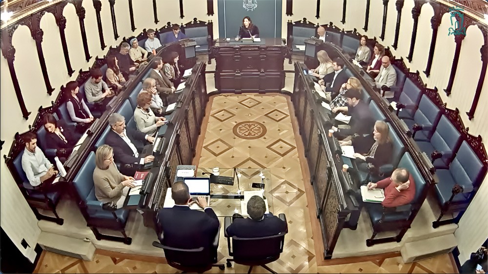 Akordioa erdietsi dute hiriburuan