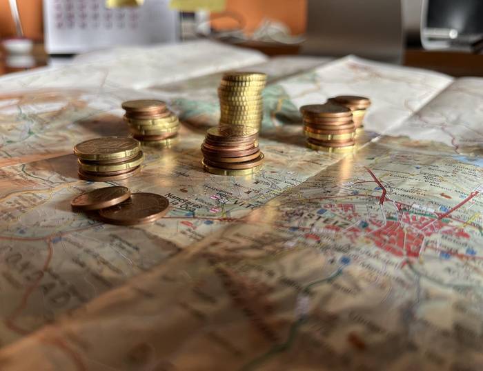 Lurraldea, berdintasunik ezak zeharkatuta